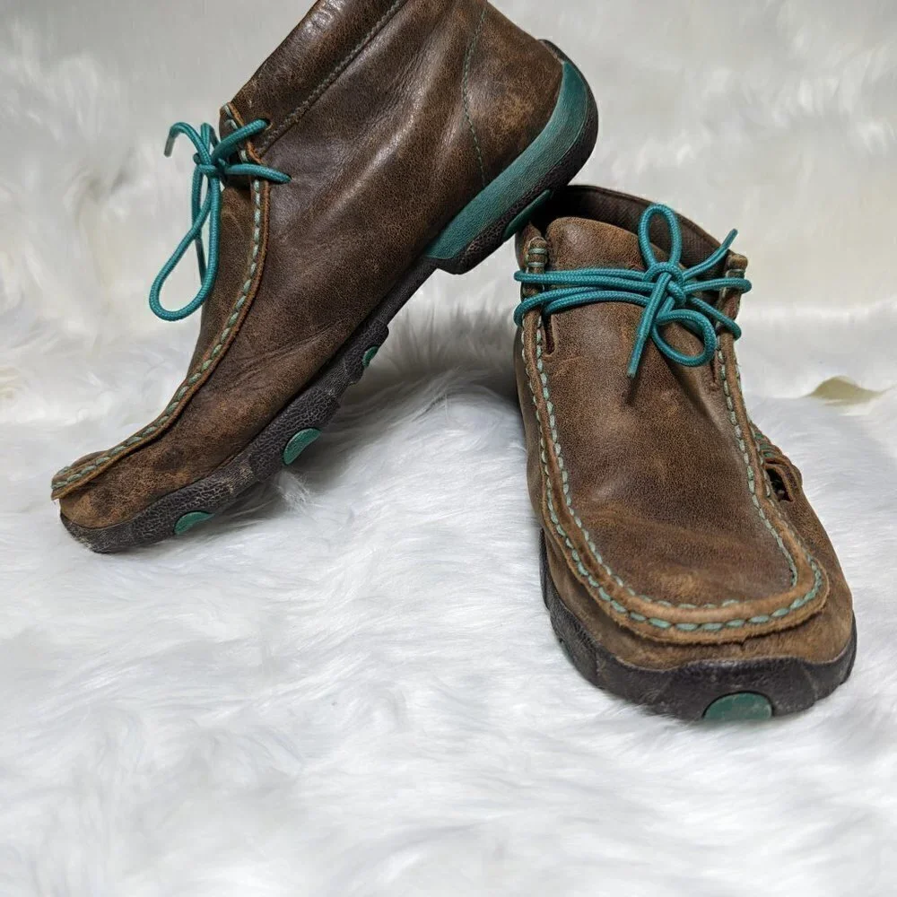 Twisted X woman's Handcrafted Cowgirl Lace-up Chukka Brown color Size 10 M - Picture 2 of 13